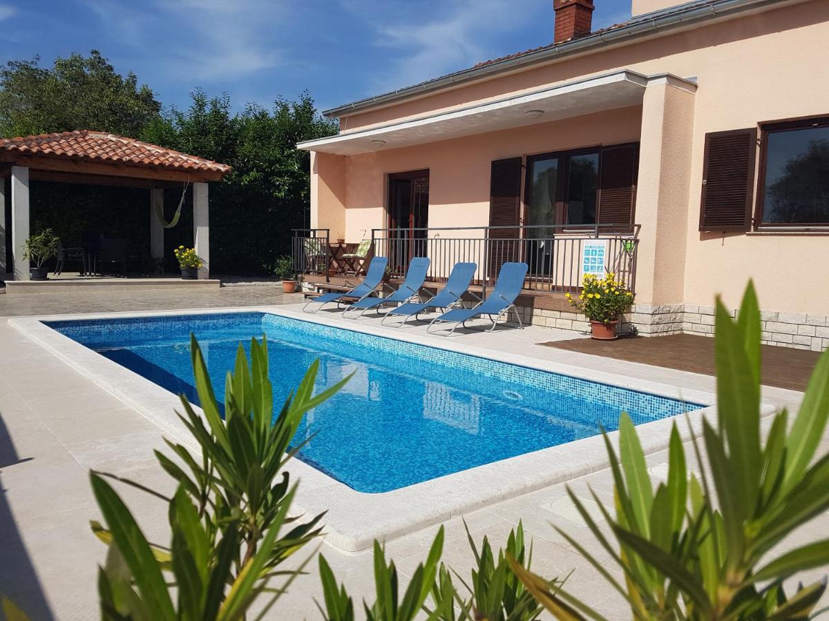 House Bile Villa Bicici Exterior foto